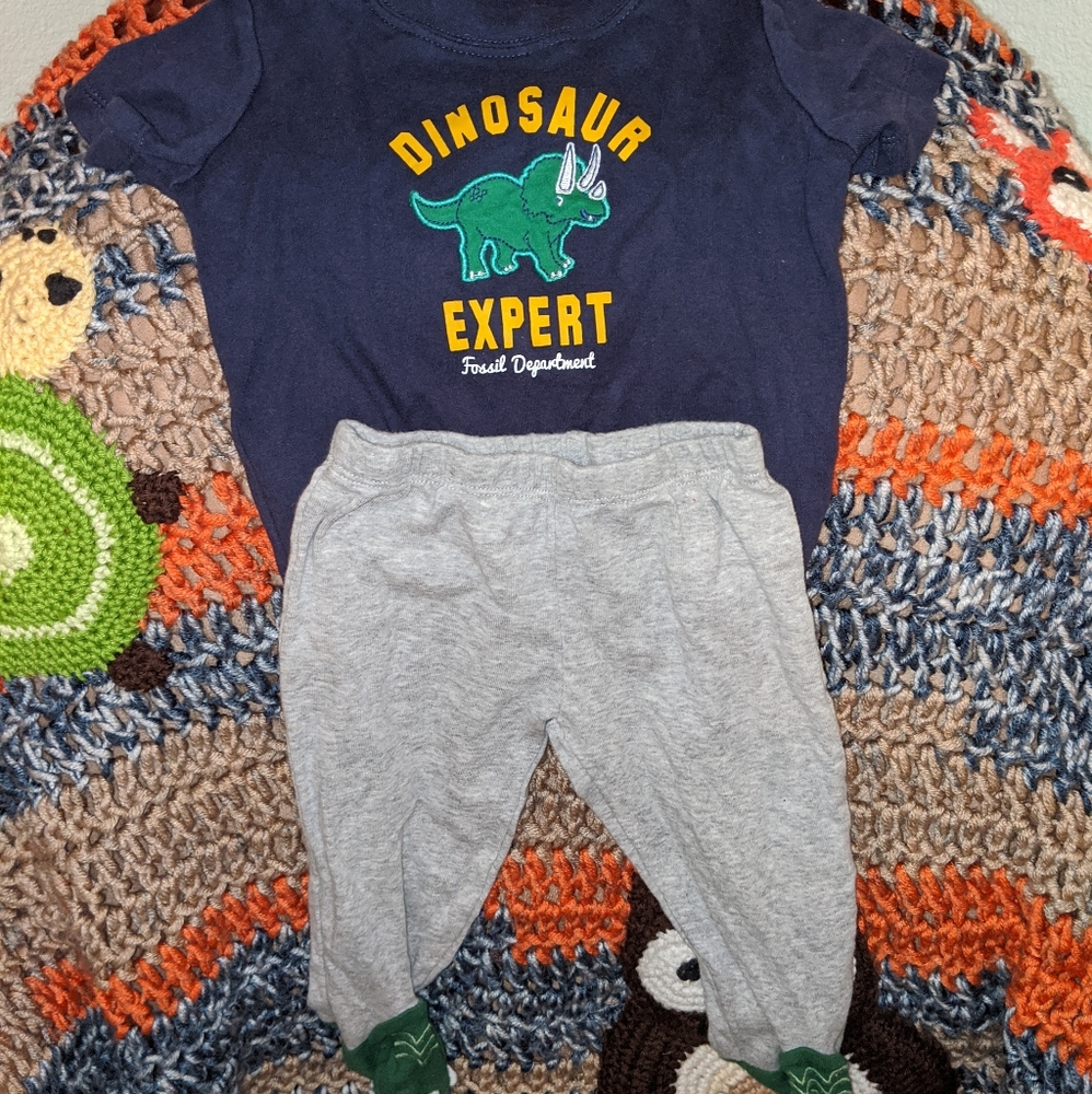 Cute Dinosaur outfit baby size 6 months